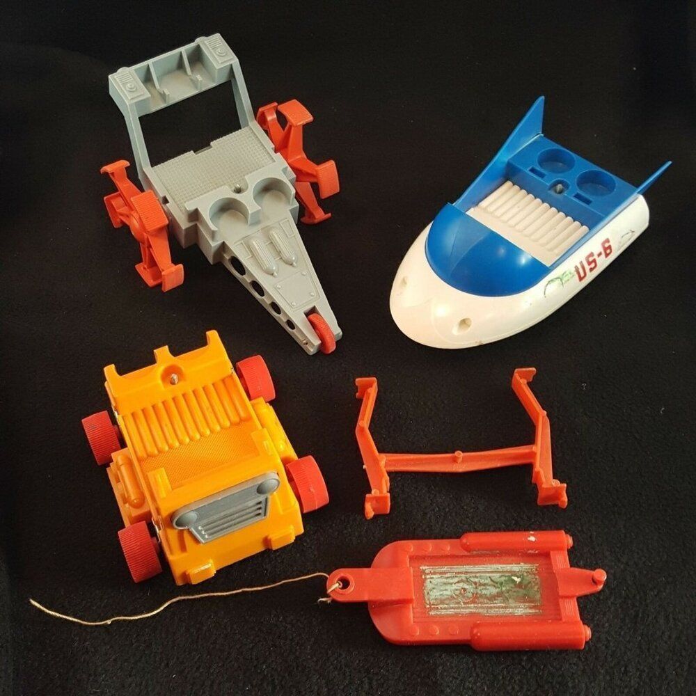 Vintage 1968 Eldon Walking Billy Blastoff Space Transportation Vehicles 5 Pieces
